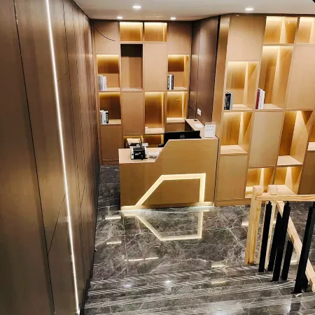 Kangxian Yizhou Qingju Hotel