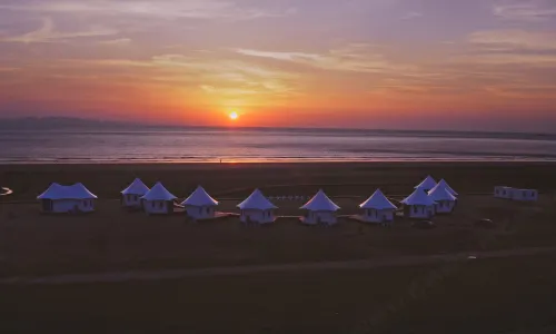 My forest-east sea Beach Resort Homestay