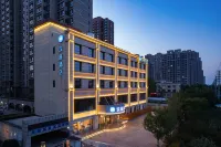 HanTing Hotel (Jinan Jiyang Qiche Zongzhan) Hotel in zona CPC Jiyang Committee Party School