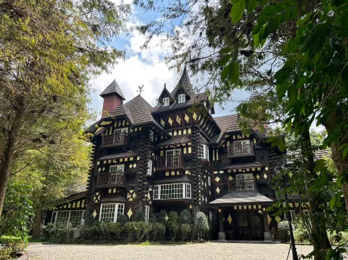 Senboard Manor - 주차장