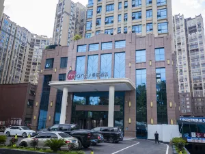 Manju Hotel (People's Square Fuquan )