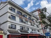 Hotel Pluttai Hotel in zona CPC Simao Committee Party School