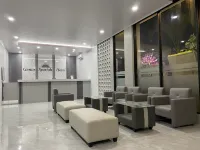 Genio Syariah Hotel Solo Hotels in Colomadu