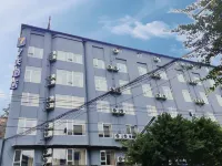 7Days Inn Chain Hotel (Renshou Shuyuan Road Food Street)