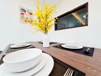 Koi Kinrara Suites IOI Puchong Pyramid Sunway Lagoon Bukit Jalil Pavilion Stadium Hotels in Puchong