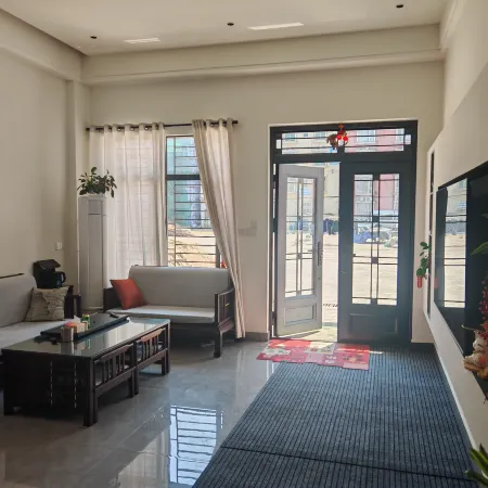 Courtyard 39