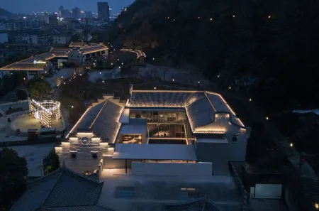 Hayama Pagoda Villa Отели рядом с достопримечательностью «Wangjiang Gate»