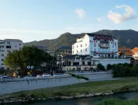 Fengqixianmu Homestay