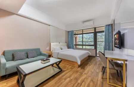 YuexingApartmentHotel Отели рядом с достопримечательностью «Xiqiao Wong Tai Sin Temple Scenic Area»