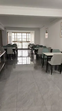 Pingjiang Jinlai Hotel Отели в г. Пинцзян