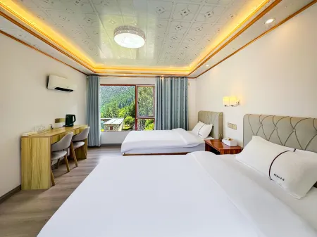 Lotus Lake Landscape Residence Отели рядом с достопримечательностью «Lotus Sea»