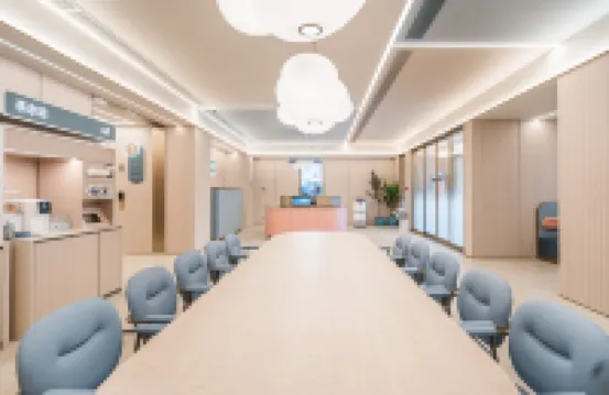 HanTing Hotel (Xinxiang Pangdonglai Life Plaza)