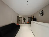 Yujian Homestay (Wansui Mountain Wuxia City)