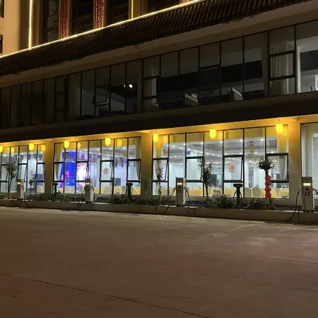 Huaguiyuan Hot Spring Hotel in Xinfeng County