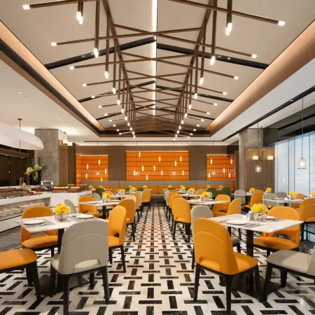 Kaifeng Millennium City Park Hampton by Hilton Hotel