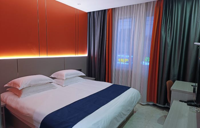 Lanting Business Hotel
