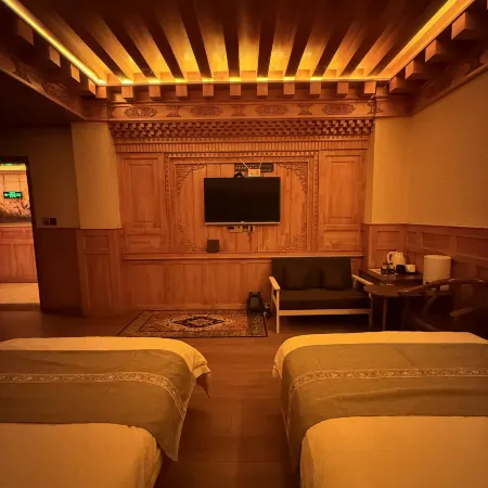 Jiuzhi Duomei Tibetan Hotel