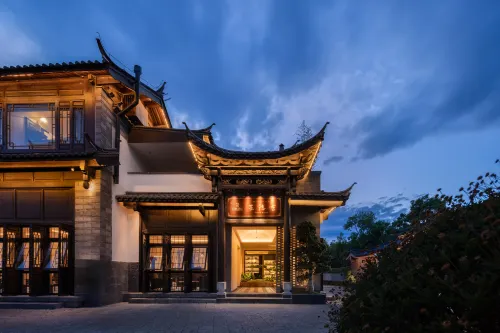 Yunyinshe · Southern French Medieval Style Holiday Villa ( South Gate Zhongyi Market Store)