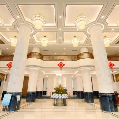 Wulan Hot Spring Hotel Hotels near Jiari Beach