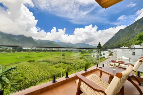 Fengzhong Yiyou Censhe Homestay (Xiana Hui Branch, Wanfenglin, Xingyi) - Balkon