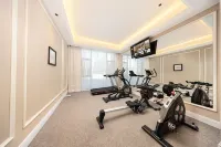 Vienna International Hotel (Qianquan Lake Branch, Tacheng) - parking