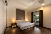Perhentian Island Resort Hotel dekat Turtle Sanctuary Beach