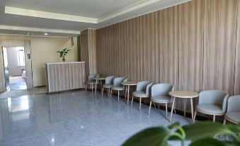 Karamay Dushanzi Xicheng Hotel