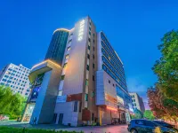 Yitel Collection (Jiaxing Nanhu Wanda Plaza) Hotels near Meihuazhou