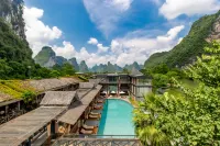 Guangxi Chongzuo Mingshi Yaju·Shanshui Meiju Hotels near Zhuangzu Minju Museum