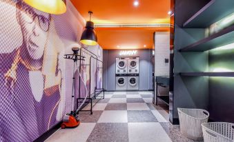 PK E-Sports Hotel (Dongguan Dalang Songshan Lake Branch) - Housity