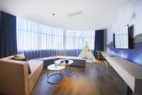 StarwayHotel (Kunming Dianchi Aegean Sea Store) Hotels in Kunming