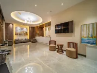 雲隸假日飯店（保定東站河大新區店）