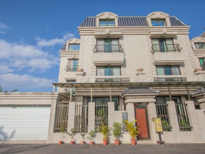 Lusian Hostel