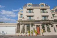 Lusian Hostel Hotel a Sun Moon Lake Ita Thao Wharf Market Place