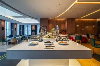 He Hotel - servizio colazione