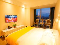泰安亚特兰度假公寓 - 欧式阳光大床房