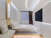 北京中关村北外亚朵S酒店 - 高级日式大床房