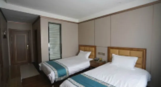 Yuelong Hotel Lingqiu