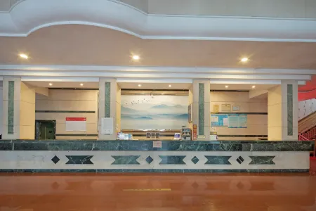 Shaowu Traffic Fashion Hotel Отели рядом с достопримечательностью «Tiancheng Qixia Scenic Spot»