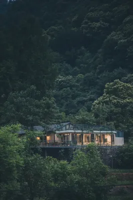 YJXL Hotel di Liuba