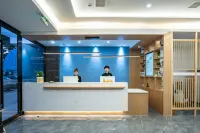 EZBoomtel Hotel (Ningbo Cixi Yintai Municipal Government)