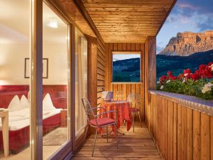 Dolomit Boutique Hotel