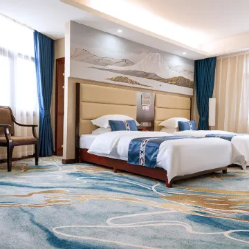 Ziyun Hotel Отели в г. Чалин