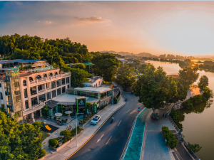 Zhaoqing HeTangYueSe Garden Hotel