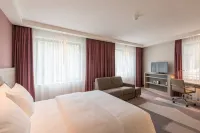 Hampton by Hilton Frankfurt City Centre East Hotel dekat Ratswegkreisel Hall Of Fame Frankfurt