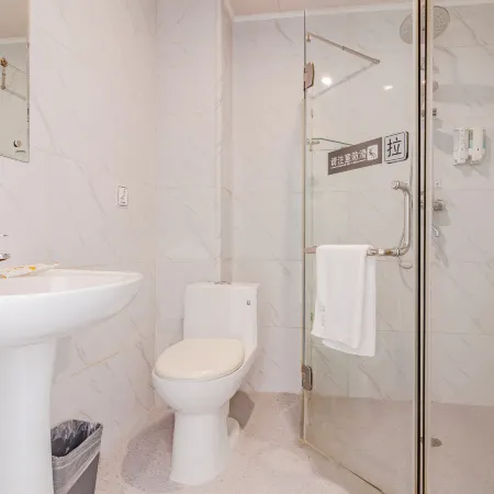 7 Days Premium Hotel (Jinan Daming Lake)