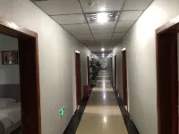 Aiya Hotel (Neijiang East Station)