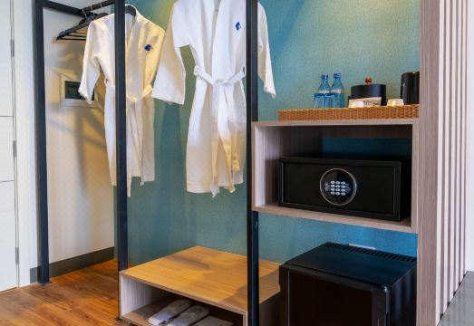 알로나 해변 전경