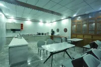 Lianghe Xinyi Hotel Hotels in Lianghe