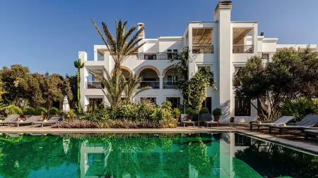 Le Riad Villa Blanche Отели рядом с достопримечательностью «Agadir Medina»